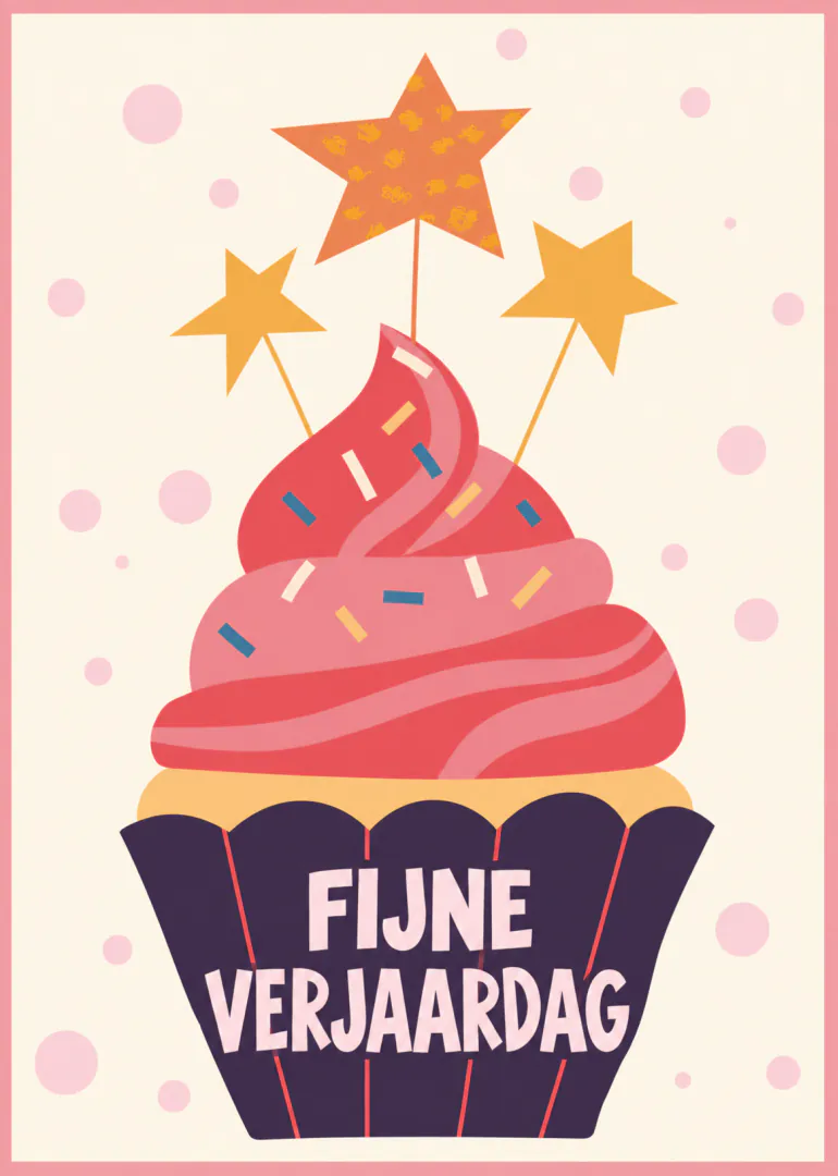 Illustratie van een roze cupcake met sterren en de tekst ‘FIJNE VERJAARDAG’.