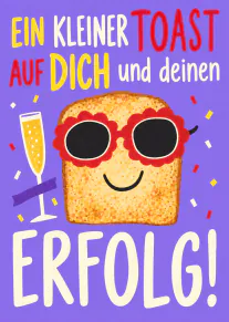 Lila Karte mit lächelnder Toastscheibe in roter Blütenbrille, Sektglas und Konfetti.